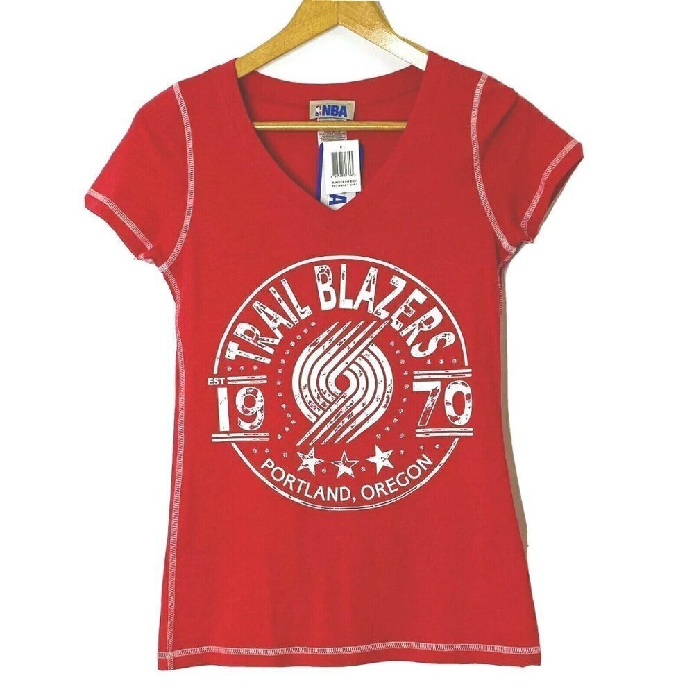 NBA Portland Trail Blazers Womens size Small Short Sleeve V-Neck Tee T Shirt NEW